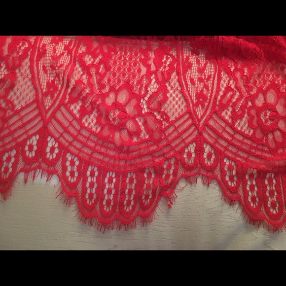 Red lace boho Francesca’s cocktail dress - Picture 7 of 7